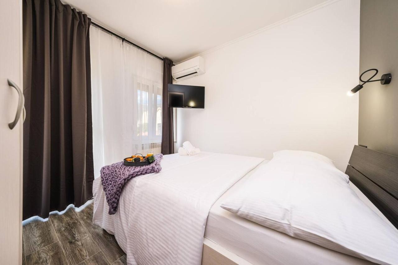 Villa Barbara Kastela Ngoại thất bức ảnh