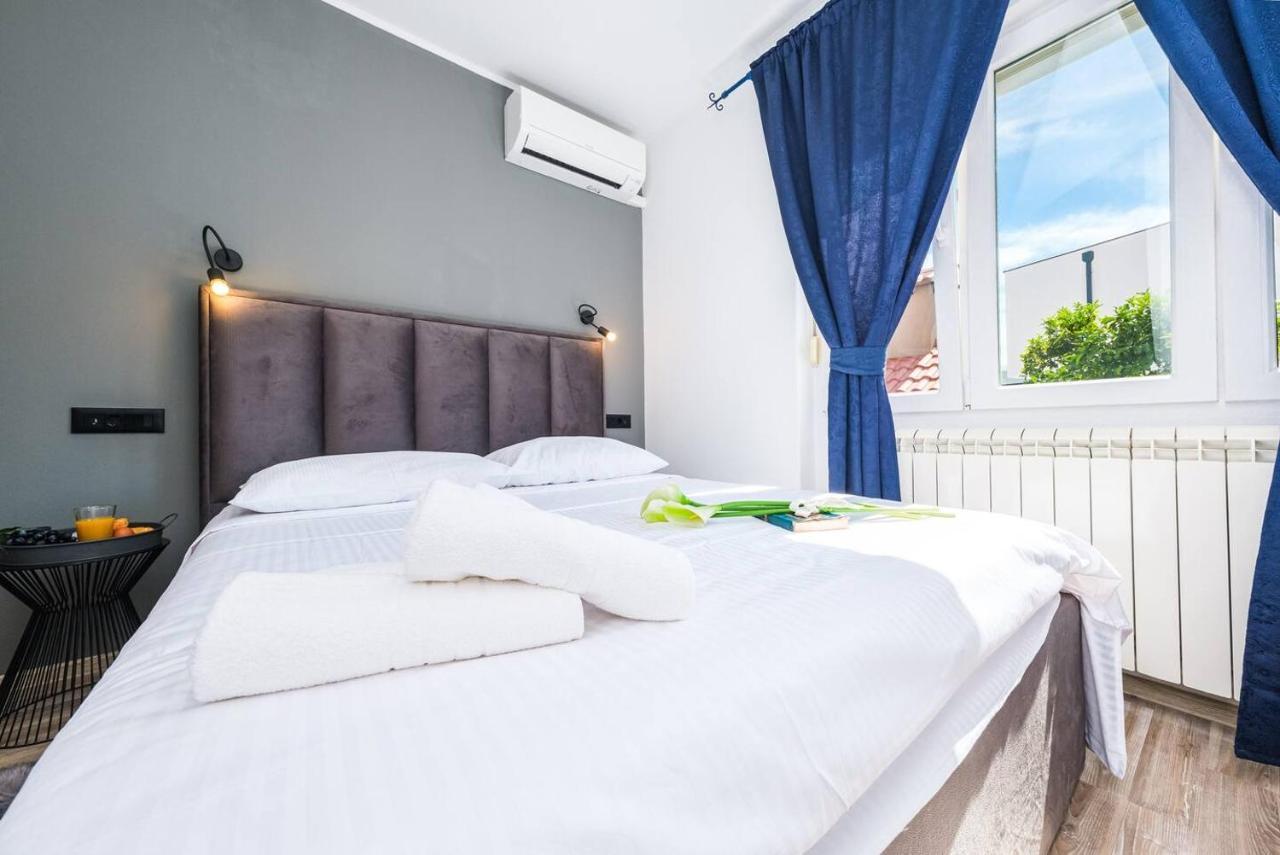 Villa Barbara Kastela Ngoại thất bức ảnh