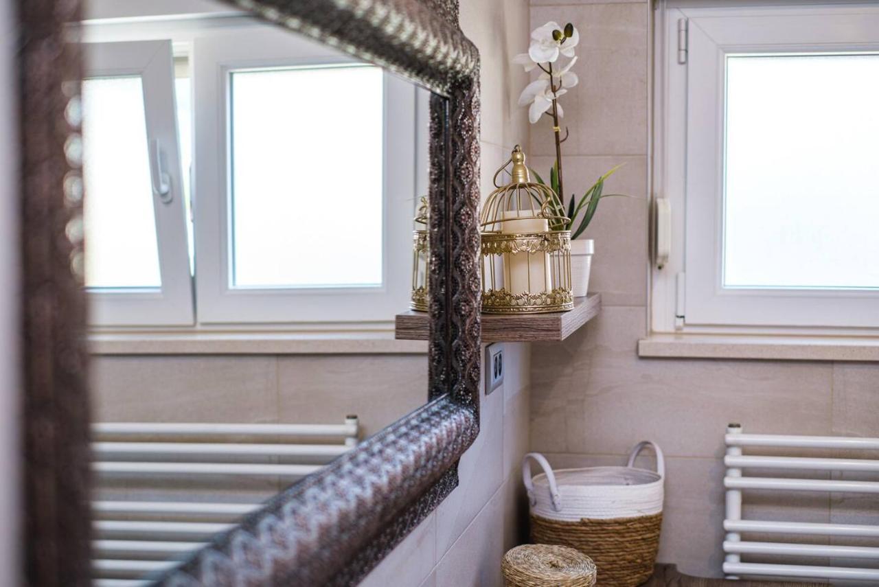 Villa Barbara Kastela Ngoại thất bức ảnh